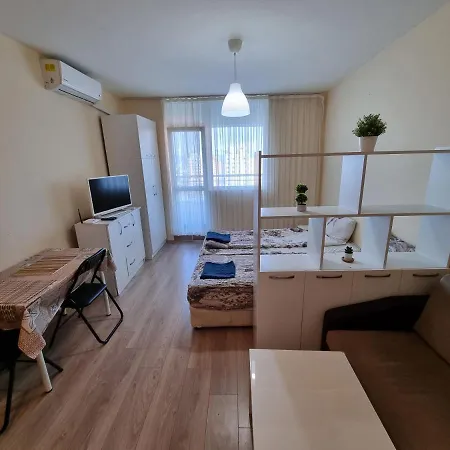 Apartament 350 *